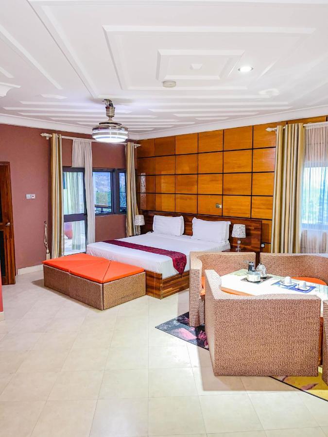 Triple Hill Hotel Weija Экстерьер фото