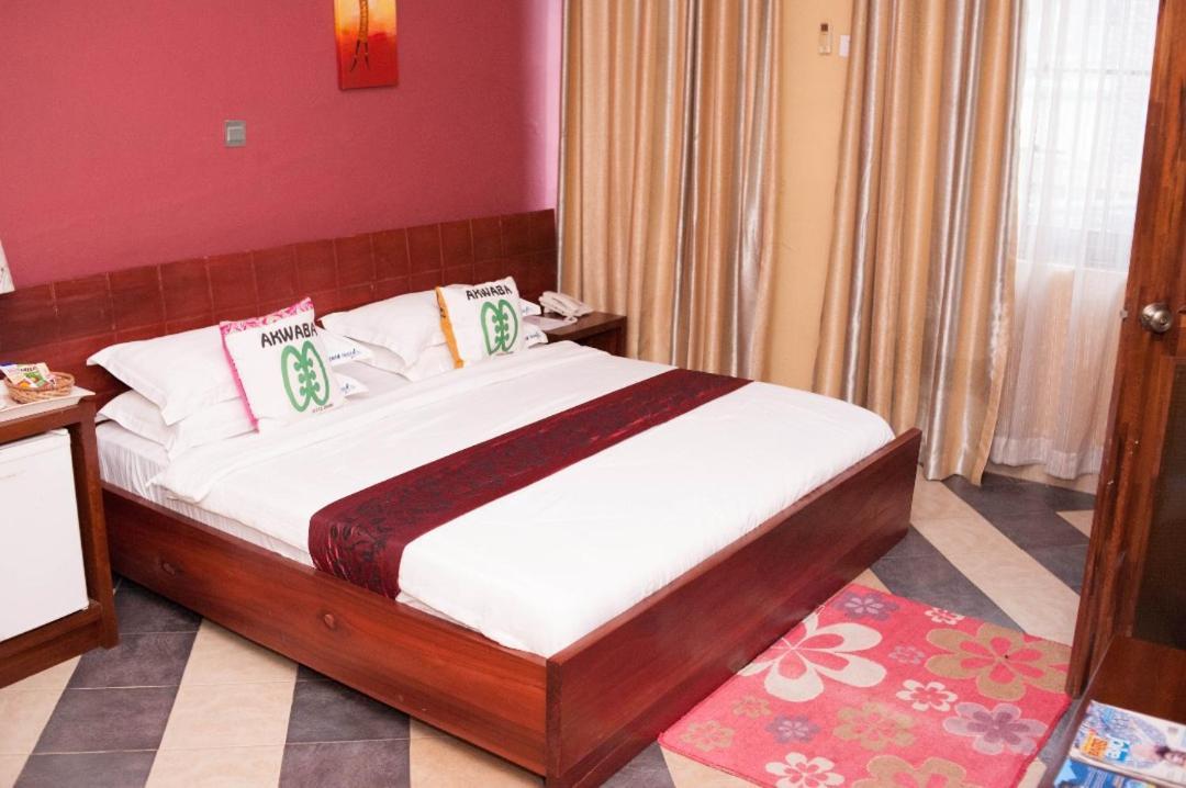 Triple Hill Hotel Weija Экстерьер фото