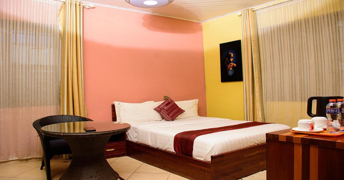 Triple Hill Hotel Weija Экстерьер фото