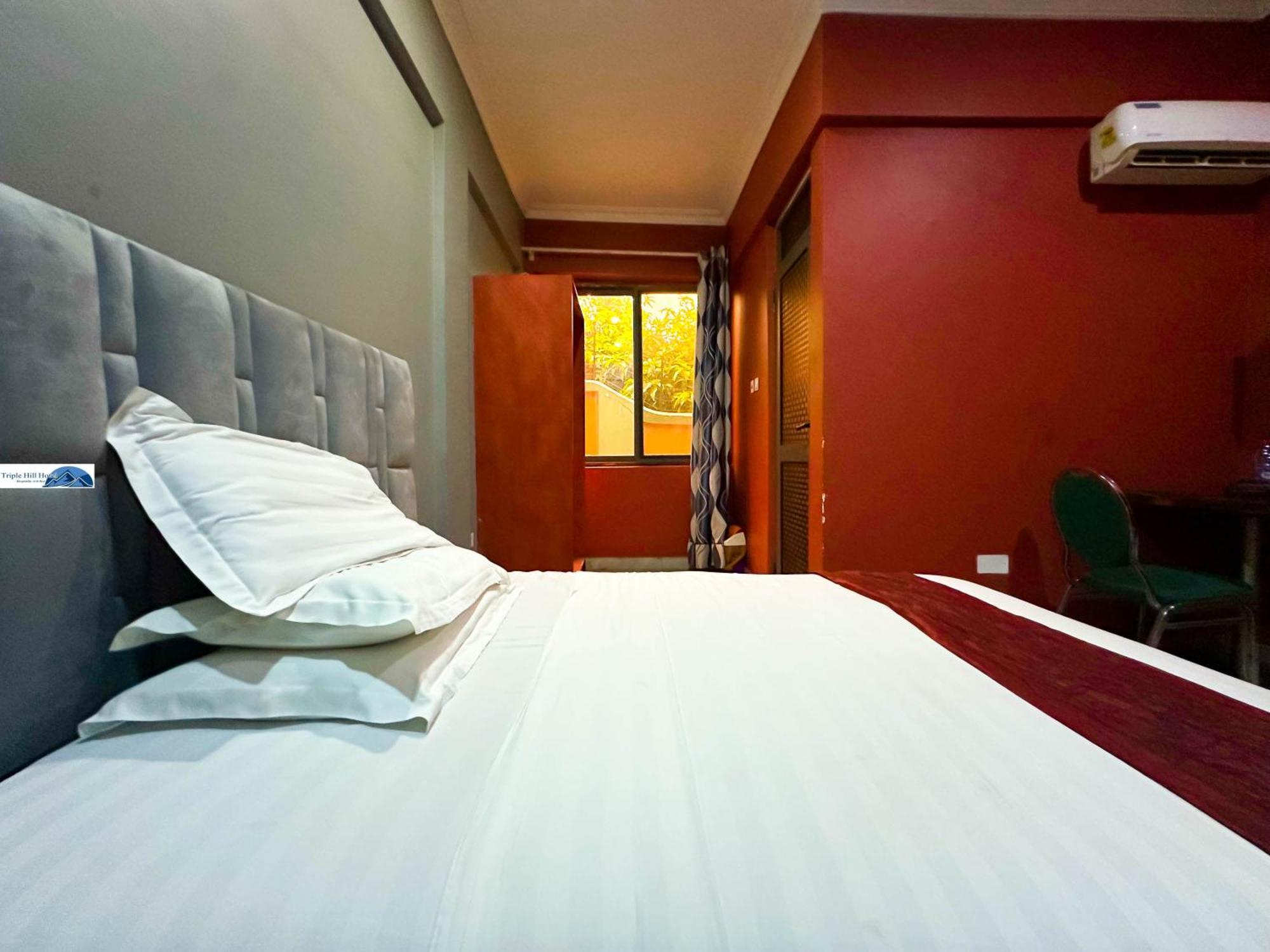 Triple Hill Hotel Weija Экстерьер фото